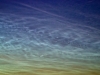 Lysende natskyer med fine bølgestrukturer